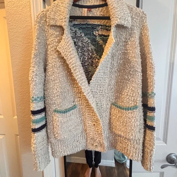 ⚡️FLASH SALE Anthropologie RARE Blue and Cream Knit Octupus Sweater - Picture 4 of 6